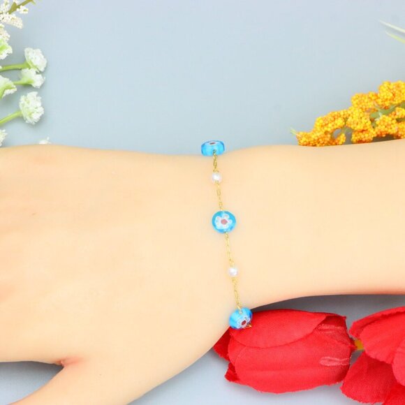 "Elegant & Trendy Bracelet, A Perfect Gift for Women, Thoughtful, EVCH1296 - Picture 2 of 9